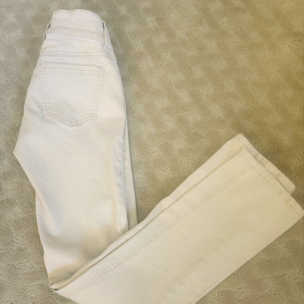 Cabi Women's Cream Jeans In Size 0